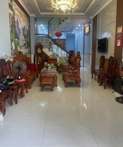 Chủ cần bán Nhà trong hẻm 72m²