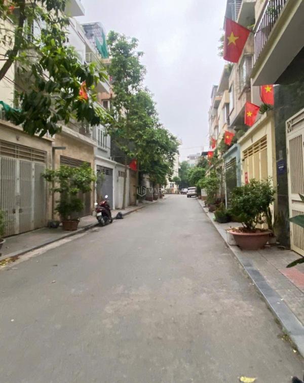 Cho thuê nhà liền kề full nội thất kđt văn phú 90m2 🔥 - 4 ngủ - ô tô tránh