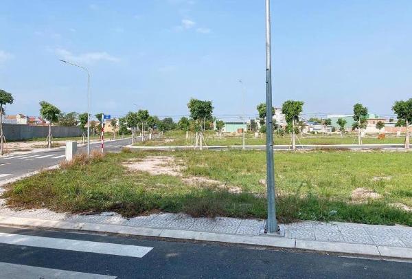 Bán đất full thổ cư mt củ chi, phạm văn cội ,diện 🏣 tích 168m2 shr