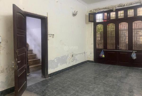 Cần bán nhà phù hợpxây ccmn 2 thoáng ngõ thông phố vân hồ hbt 73 mt 👍 rộng 14,7 tỷ