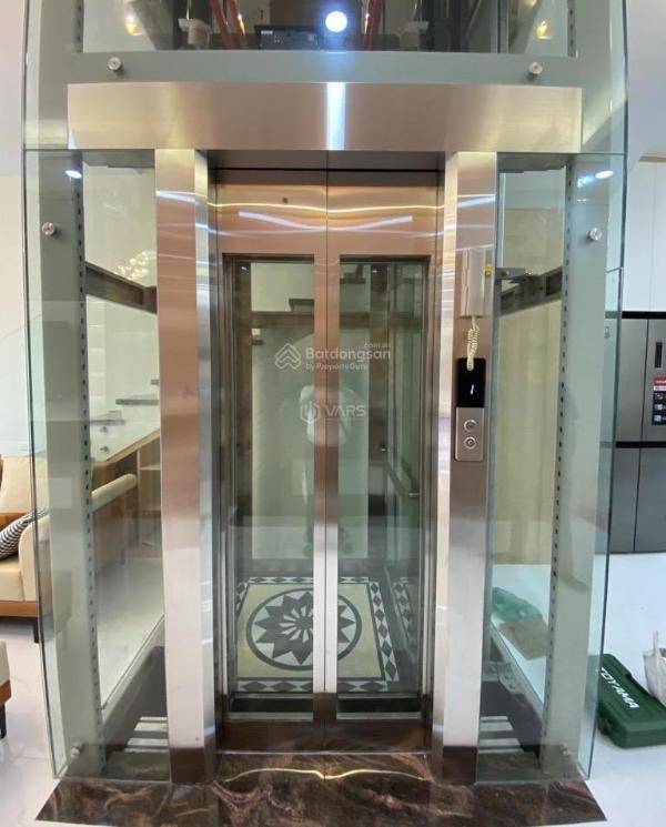 Bán Nhà mặt phố 90m²
