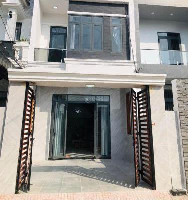 Bán Nhà trong hẻm 100m²