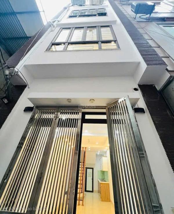 Cần bán căn nhà mễ trì thượng - nam từ liêm 32m2, 5 tầng, 3 ngủ, giá 7.1 🏘️ tỷ