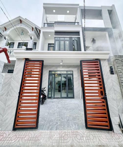 Bán nhà 🏤 1 trệt 2 lầu sổ riêng thổ cư p. Hoá An