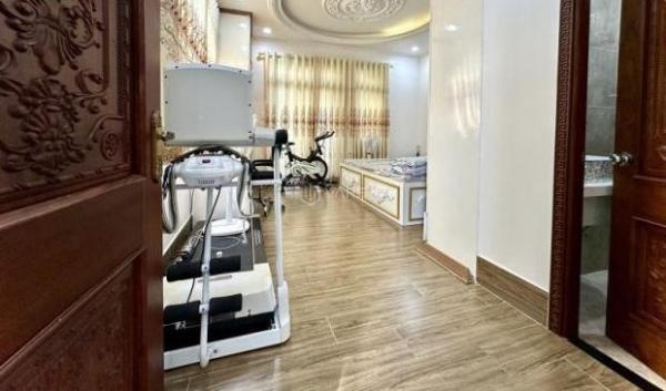 Gấp bán nhà Thủ 💥 Đức, 4 tầng, ngang 8m, dt 165m2, chỉ 17.5 tỷ, gần Hoàng Diệu 2.