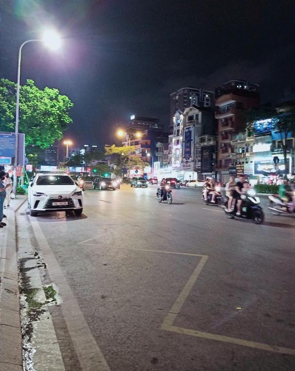 Nguyễn ngọc nại 120m², mặt tiền 6m, ☘ giá 25 tỷ