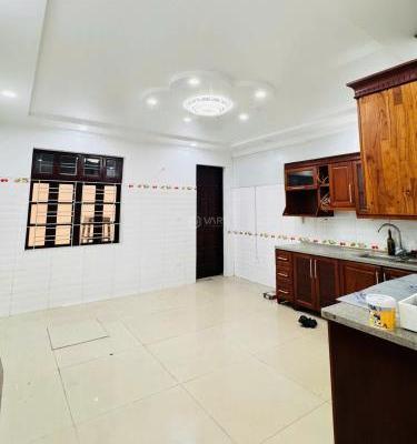 Cần cho thuê Nhà mặt phố 75m²