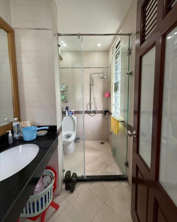 Bán nhà chùa láng đống đa, kinh doanh, ô tô vào nhà, 49m2, 4 tầng, 15.3 🏦 tỷ