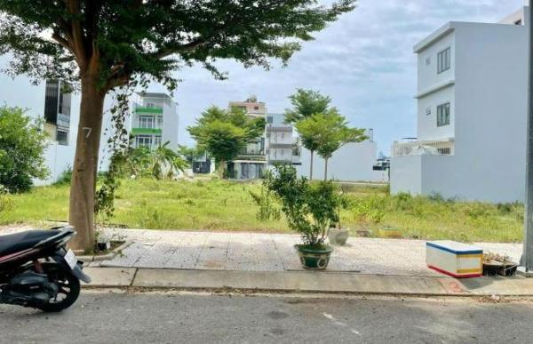 Chủ cần bán Đất nền riêng lẻ 260m²