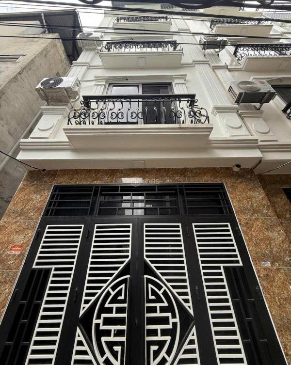 Chủ cần bán Nhà trong hẻm 40m²