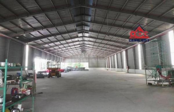 Cần cho thuê Nhà xưởng, nhà kho 2400m²
