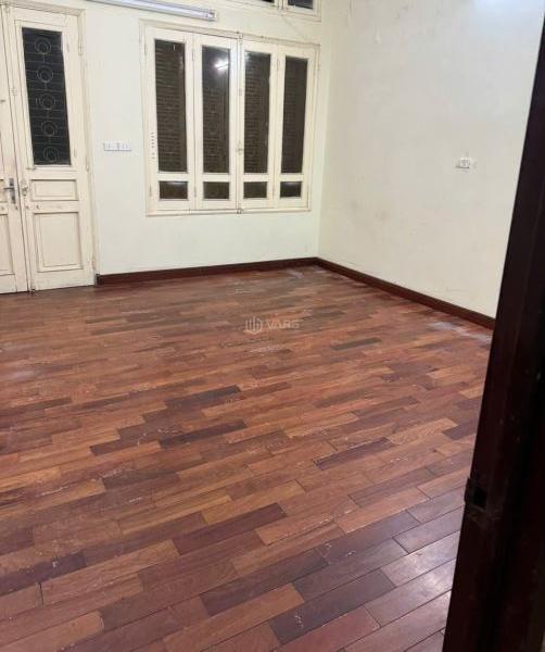 Cần cho thuê Nhà trong hẻm 127m²