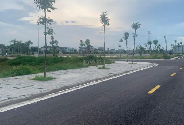 Bán đất giá siêu tốt tại mb 3806 đông ninh. lh 🆘 03397*****