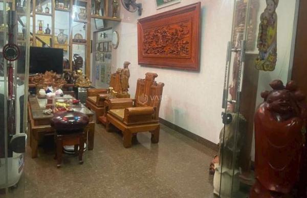 Bán Nhà trong hẻm 123m²