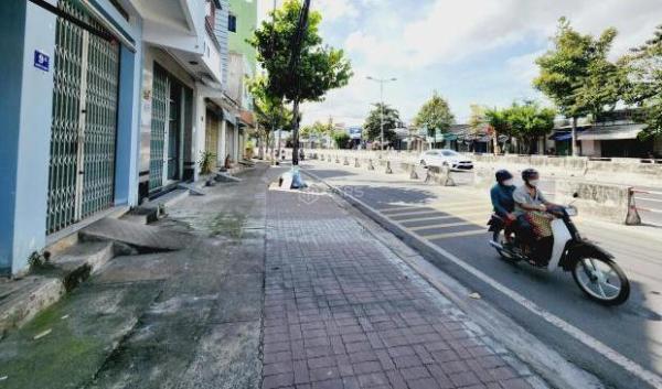 Bán Nhà mặt phố 60m²