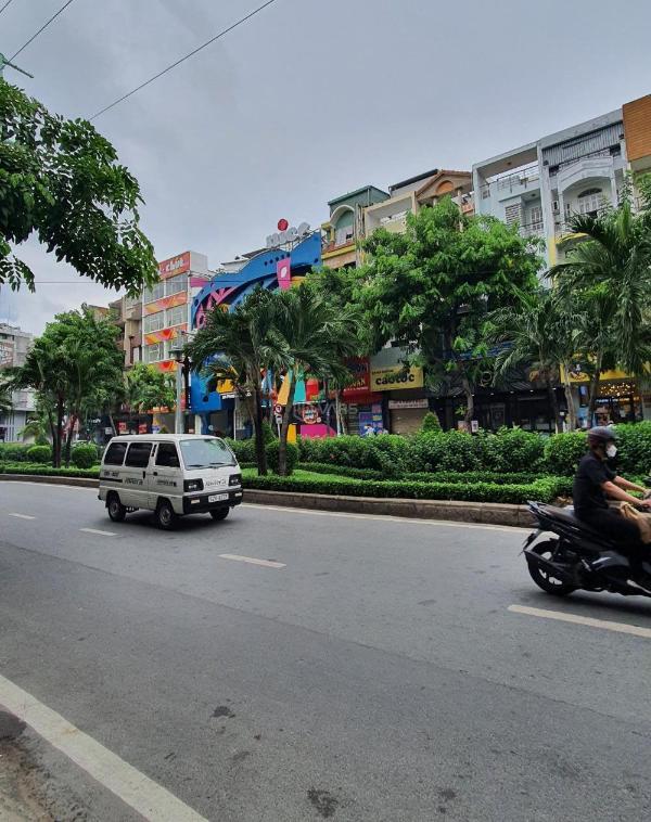 Bán nhà mặt tiền bàu cát- p14-tân bình. dt 4x18. đúc 1 trệt, 3 🏬 lầu,st vị trí đẹp