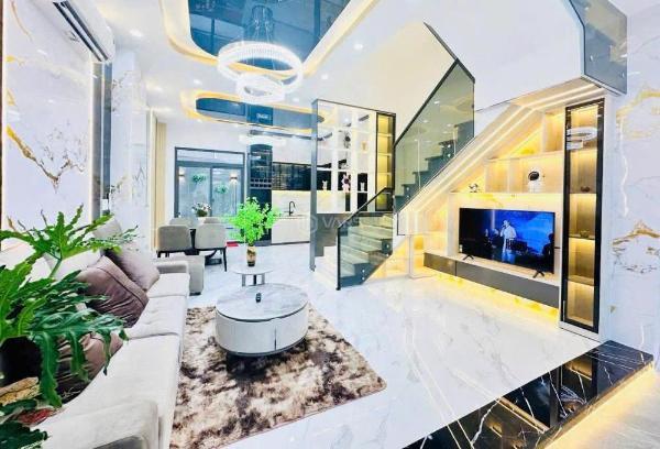 Bán Nhà trong hẻm 64.8m²