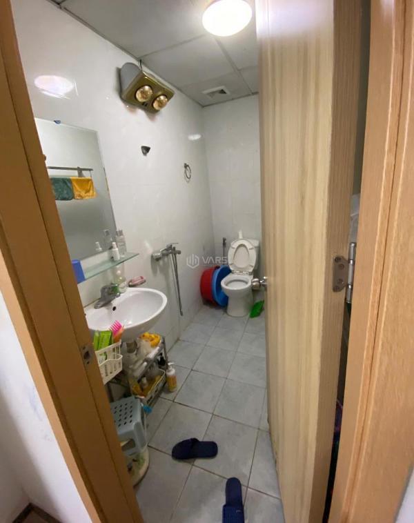 Bán gấp căn hộ 734 🏤 chung cư thanh hà giá chỉ 2,4x tỷ triệu full nội thất vào ở n