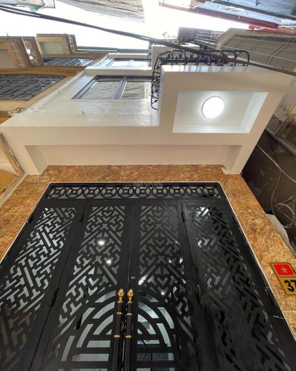 Hào nam 32m2 x 5 tầng - ngõ thông - trước nhà thoáng sáng - 🏚️ full nội thất.