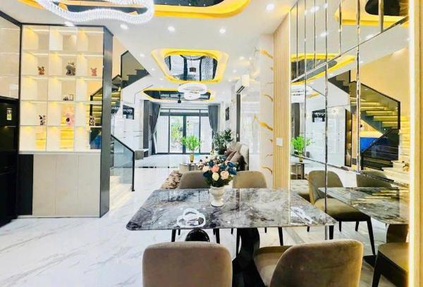 Bán nhà hxh sư vạn hạnh p9 quận 5 🌊 dt 3m9 x 23m trệt 3 lầu giá 22 tỷ