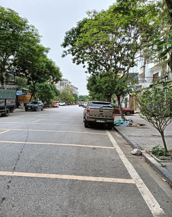 Khu đô thị văn phú - liền kề dt 90m2 x 5 🌊 tầng mt 4m5 - giá rẻ nhất khu vực