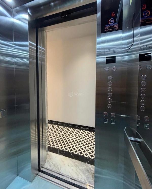 Bán nhà khâm thiên, đống đa, 7 tầng thang máy, cực gần phố, 37m2, chào 👍 13 tỷ 4