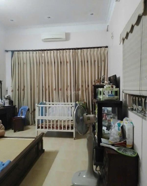 Cần bán Nhà trong hẻm 56m²