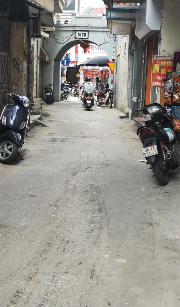 Bán Nhà trong hẻm 44m²