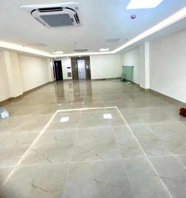 Chủ cần bán Nhà mặt phố 82m²