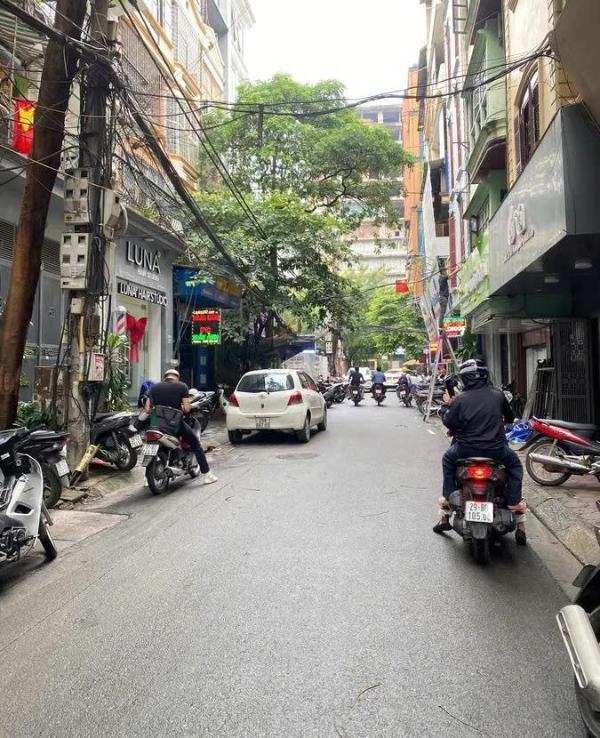 Bán nhà phố thái 🔥 hà 65m2 x 7 t thanh máy vỉa hè hai thoáng doanh thu 900tr/năm