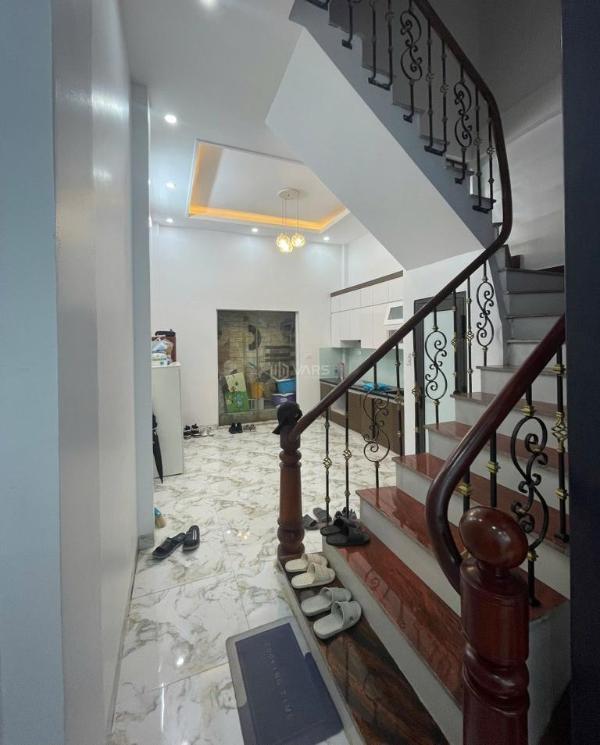 Phố vip đào tấn,ba đình,6 tầng thang máy,ngõ thông 2 thoáng dt:50m2 chỉ 🏡 17 tỷ
