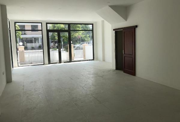 Cho thuê tầng 1, biệt thự 🏘️ an phú shop villas 180m2 đường 27m giá 15tr/tháng