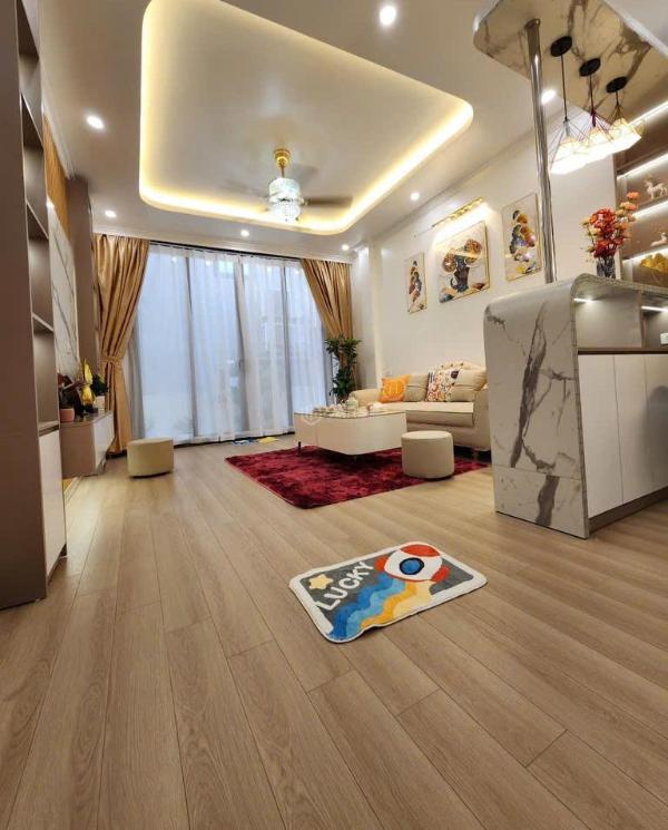 Nhà 5 tầng thang máy gara ô tô hai thoáng vĩnh viễn 17 🔥 tỷ