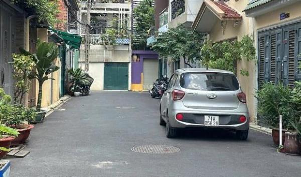 Cần bán Nhà trong hẻm 95m²