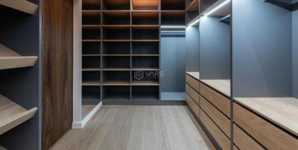 Chủ cần bán Nhà mặt phố 100m²