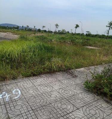 BÁN ĐẤT KĐT TRƯNG VƯƠNG TP UÔNG BÍ – 90M² – 🏦 PHÂN LÔ VỈA HÈ KINH DOANH VĂN PHÒNG – 7 TỶ 2