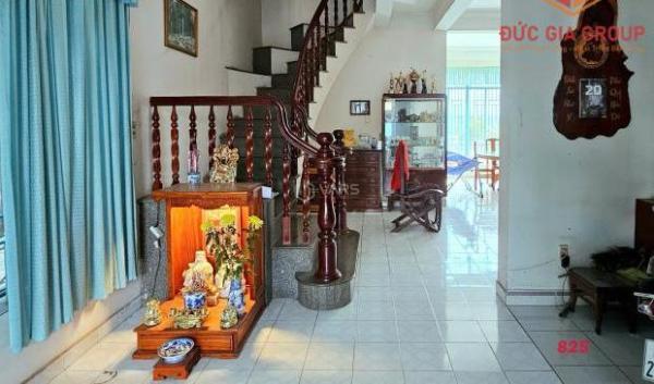 Bán Nhà mặt phố 523m²