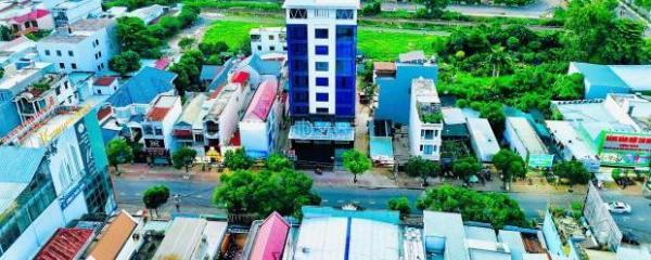 Bán nhà 3 mặt tiền đường Phan Trung, vị trí đắc 🏡 địa sổ hồng hoàn công 2300m2 sàn giá 75 tỷ