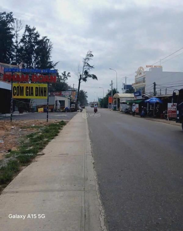 Bán 🏠 10.998,5m2 mặt tiền lạc long quân phường tiến thành giáp novaword phan thiết