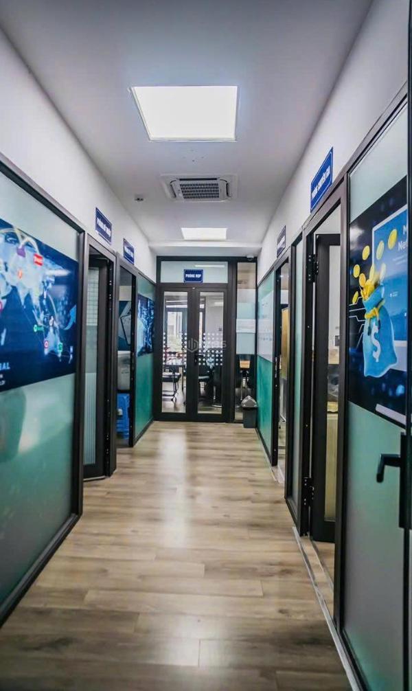 Trợ giá 1năm văn phòng chuyên nghiệp sẵn nội thất xp building duy tân, cầu 🌊 giấy