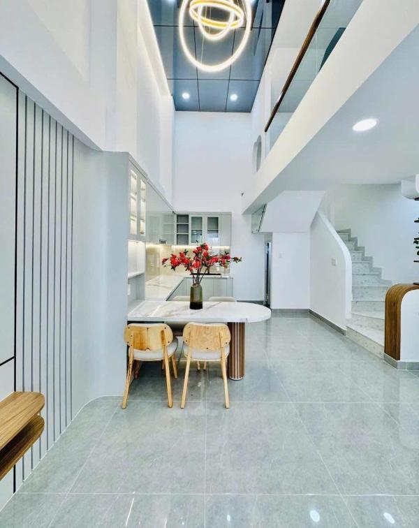 Cần bán Nhà trong hẻm 75m²