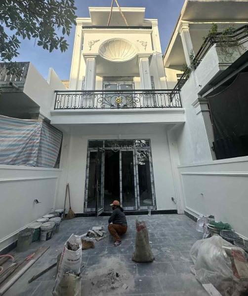 Chủ cần bán Nhà trong hẻm 89m²