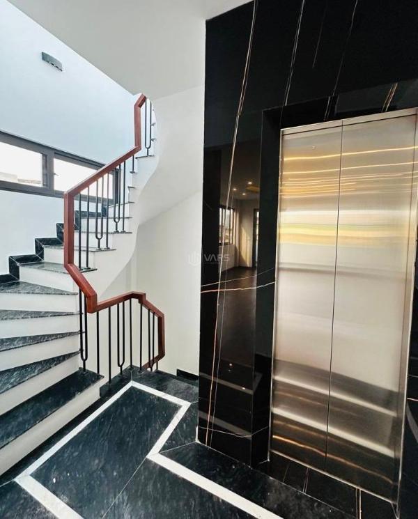 Bán Nhà mặt phố 40m²