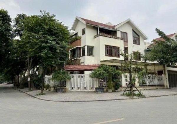 Bán 🏦 biệt thự lô góc mặt hồ Văn Quán, Hà Đông, 225m², mặt tiền 15m, giá 79 tỷ