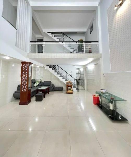 Cần bán Nhà trong hẻm 55m²