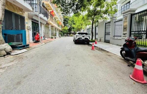NHÀ THẬT 100% , CHỦ CẦN TIỀN BÁN GẤP PHÂN LÔ LIỀN KỀ TRUNG 🏘️ TÂM HÀ ĐÔNG, GIẢM CHÀO 500TR