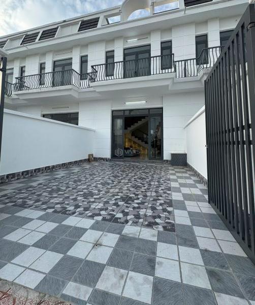 Cần bán Nhà mặt phố 125m²