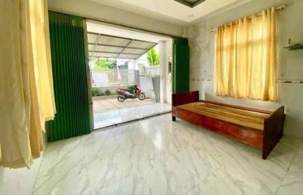 Cho thuê nhà Diên 🏬 Sơn Diên Khánh đường oto có sân vườn, gần uỷ ban, gần chợ