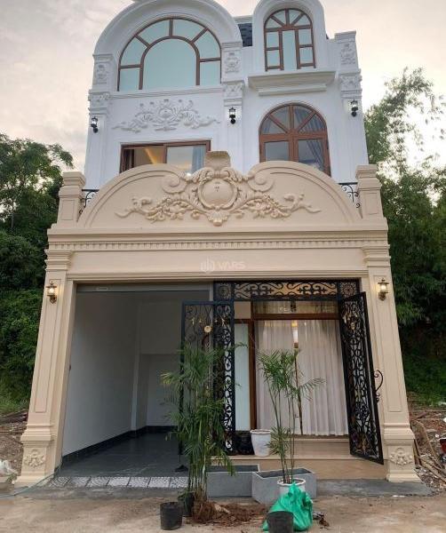 Cần bán Nhà trong hẻm 70m²