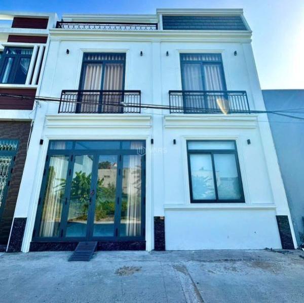 NHÀ XÂY 🔥 MỚI GẦN BÊN CHỢ CẦU VÁN 100M , BÌNH THUỶ, TP.CT